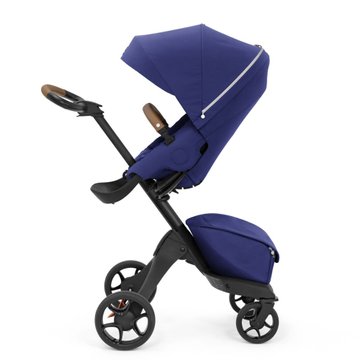 Stokke Xplory X
детская прогулочная коляска с реверсивным блоком (сиденье устанавливается лицом к маме), компактное складывание • Королевский синий (571403)